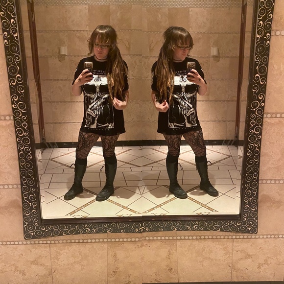 Meet your Posher, Spirit - Picture 1 of 5